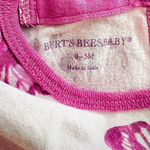 Burt’s Bees Girls Purple Butterflies Onesie 0-3M - Picture 4 of 4